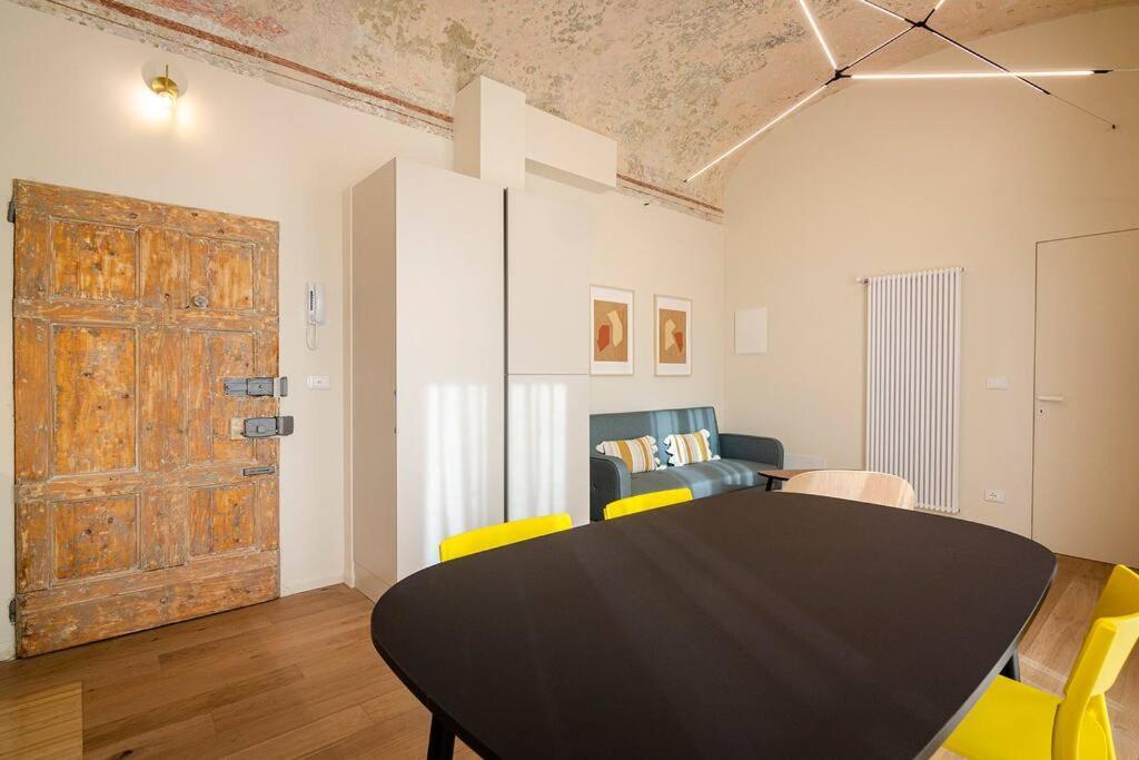 Casa Aldrovandi: Elegante E In Centro Storico Bologna Luaran gambar